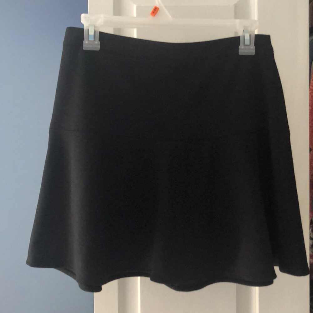 Banana Republic black skirt